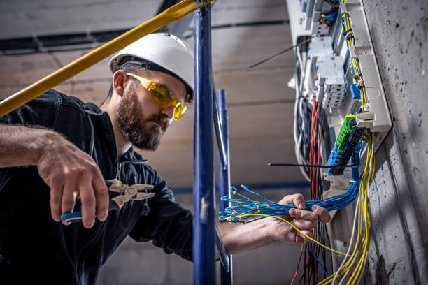 Best Local Electrician Companies  in Ottawa, KS